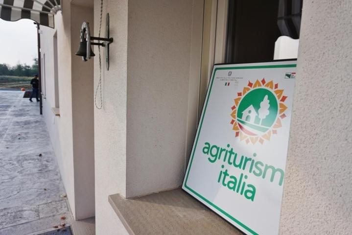 Agriturismo Campogrande Carpaneto Piacentino 外观 照片